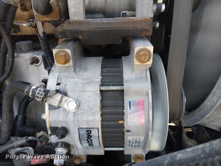 image for item NU9728 2008 Peterbilt 340 flatbed truck