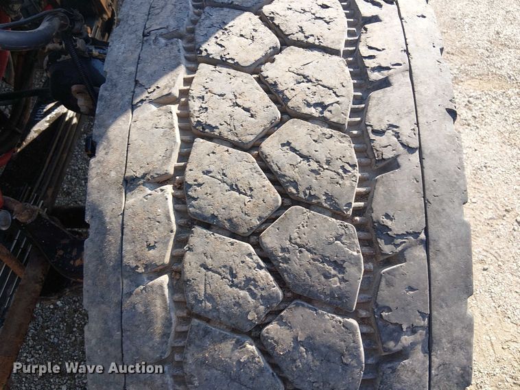 image for item NU9728 2008 Peterbilt 340 flatbed truck