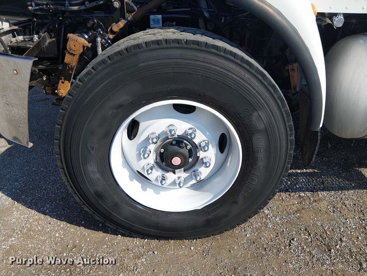 image for item NU9728 2008 Peterbilt 340 flatbed truck