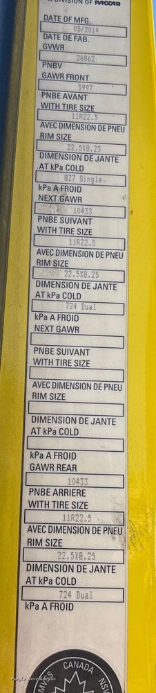 image for item YA0724 2015 Kenworth T680 semi truck