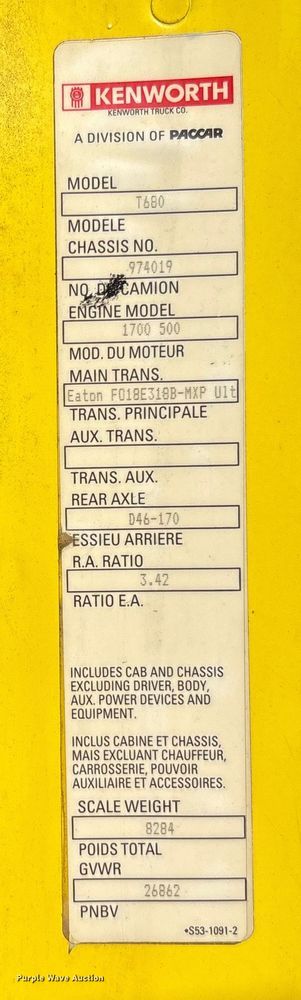 image for item YA0724 2015 Kenworth T680 semi truck