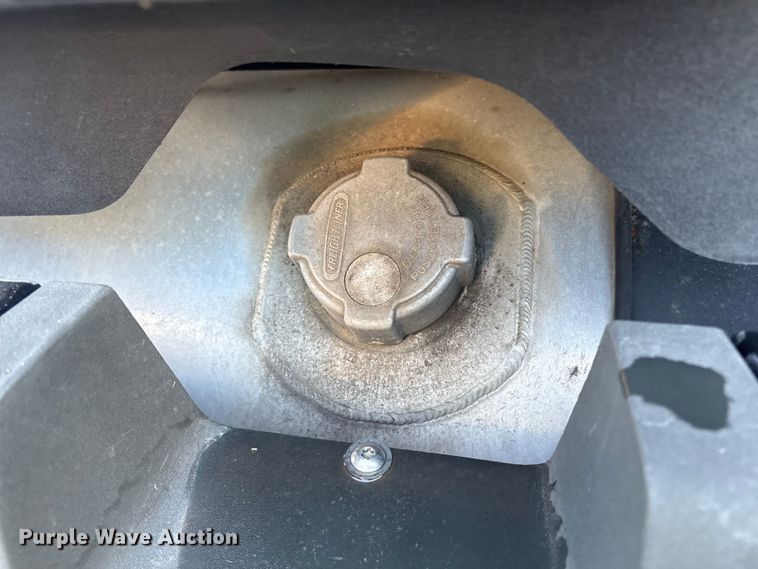 image for item YA0858 2015 Freightliner Cascadia semi truck