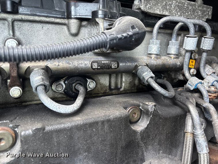 image for item YA0858 2015 Freightliner Cascadia semi truck