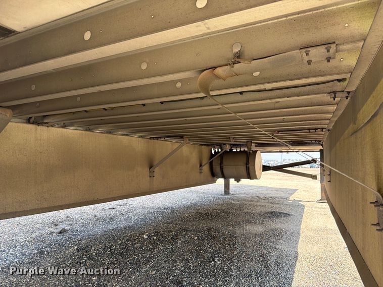 image for item YA0978 2018 Utility VS2RA refrigerated van trailer