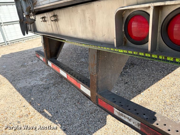 image for item YA0978 2018 Utility VS2RA refrigerated van trailer