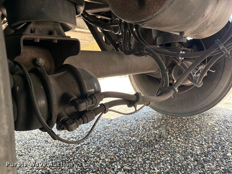 image for item YA0978 2018 Utility VS2RA refrigerated van trailer