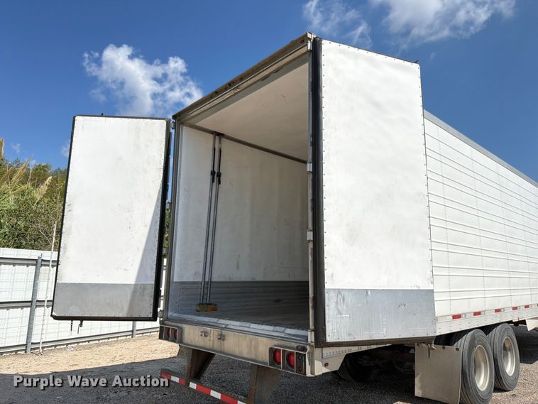 image for item YA0978 2018 Utility VS2RA refrigerated van trailer
