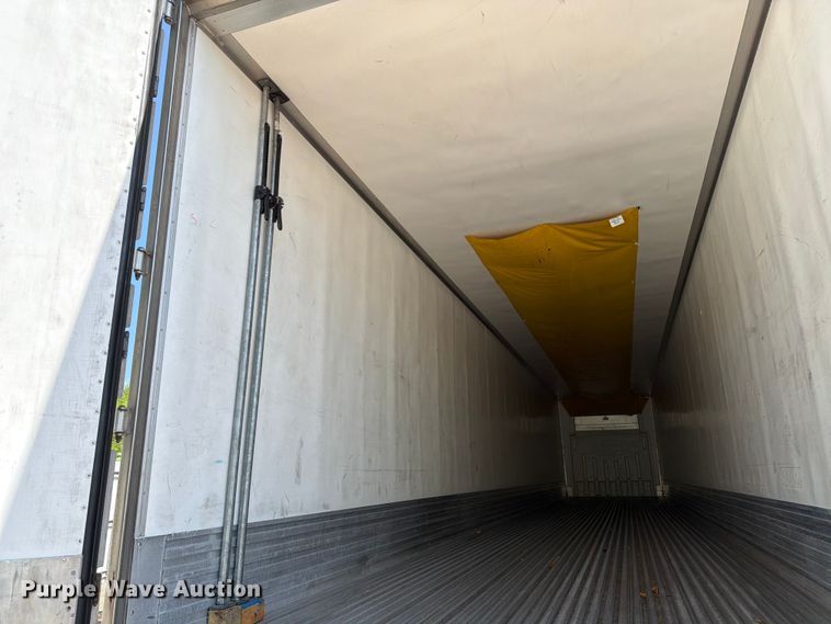 image for item YA0978 2018 Utility VS2RA refrigerated van trailer