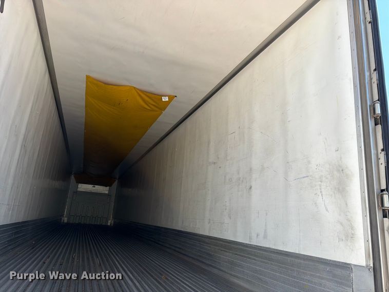 image for item YA0978 2018 Utility VS2RA refrigerated van trailer