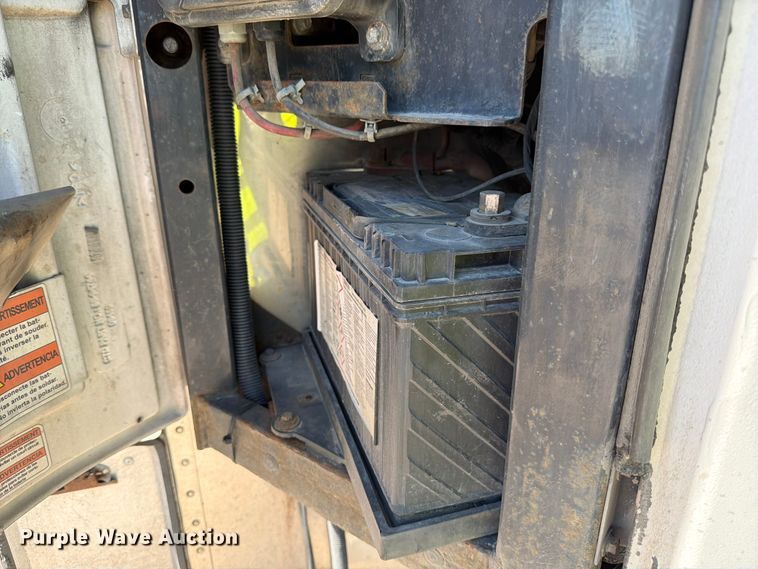 image for item YA0978 2018 Utility VS2RA refrigerated van trailer