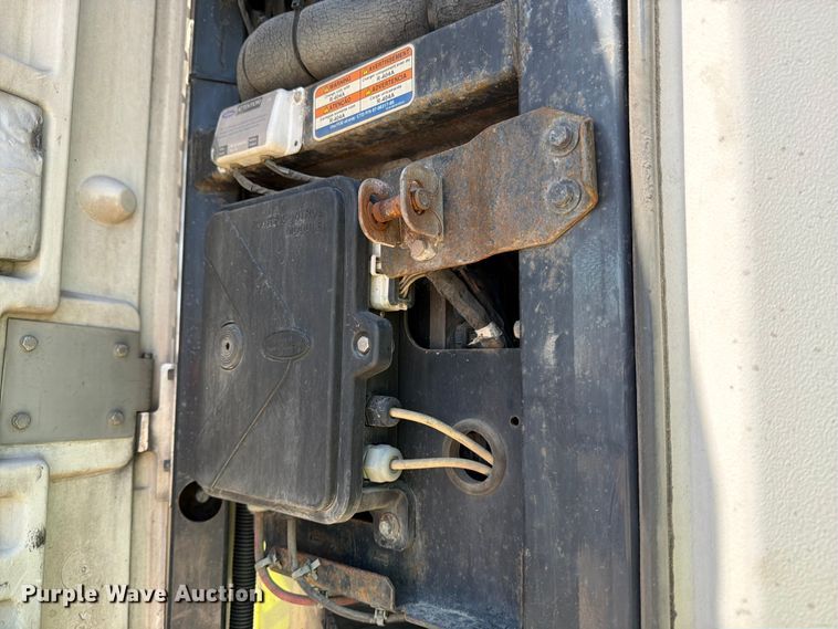 image for item YA0978 2018 Utility VS2RA refrigerated van trailer