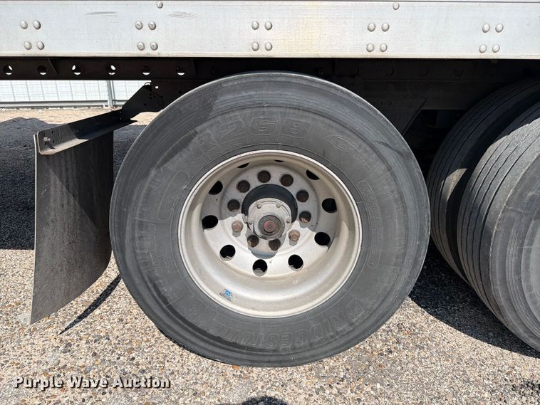 image for item YA0978 2018 Utility VS2RA refrigerated van trailer