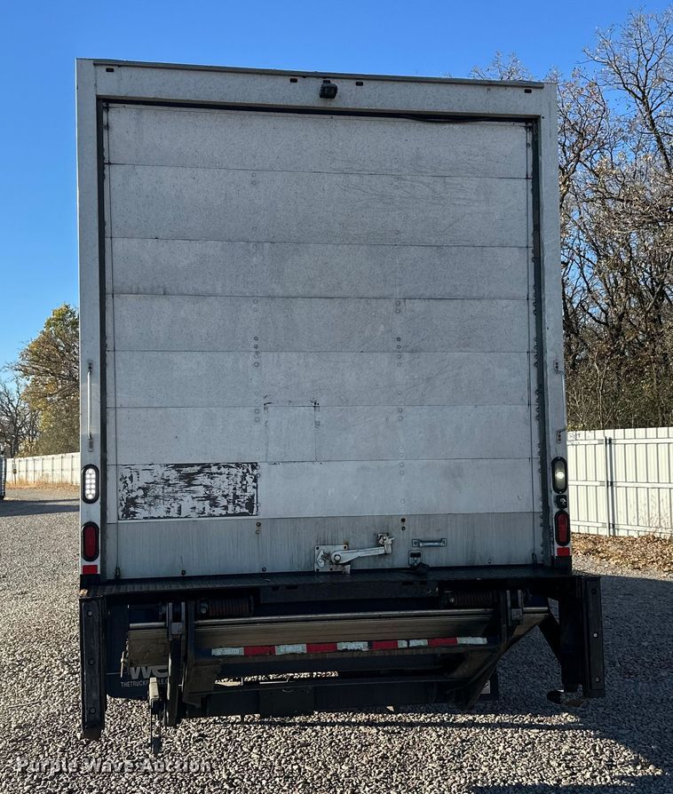 image for item YA0990 2018 Freightliner Business Class M2 box truck