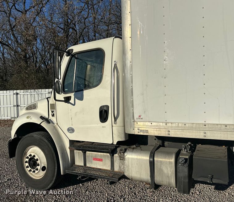 image for item YA0990 2018 Freightliner Business Class M2 box truck