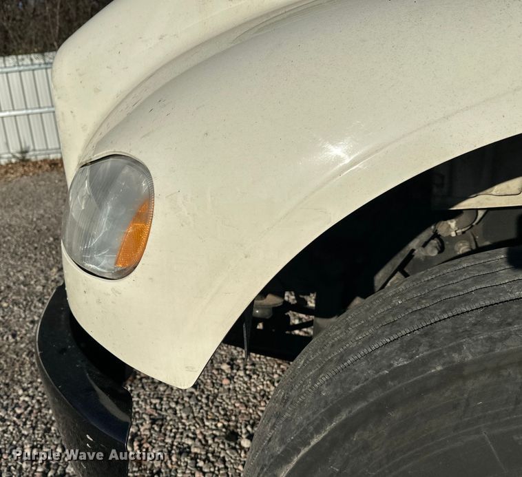 image for item YA0990 2018 Freightliner Business Class M2 box truck