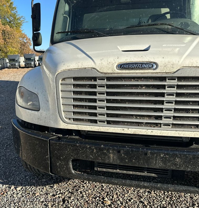 image for item YA0990 2018 Freightliner Business Class M2 box truck