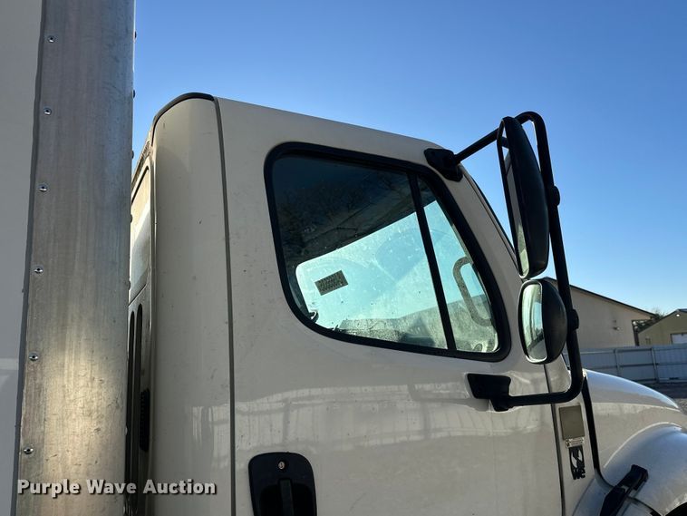 image for item YA0990 2018 Freightliner Business Class M2 box truck