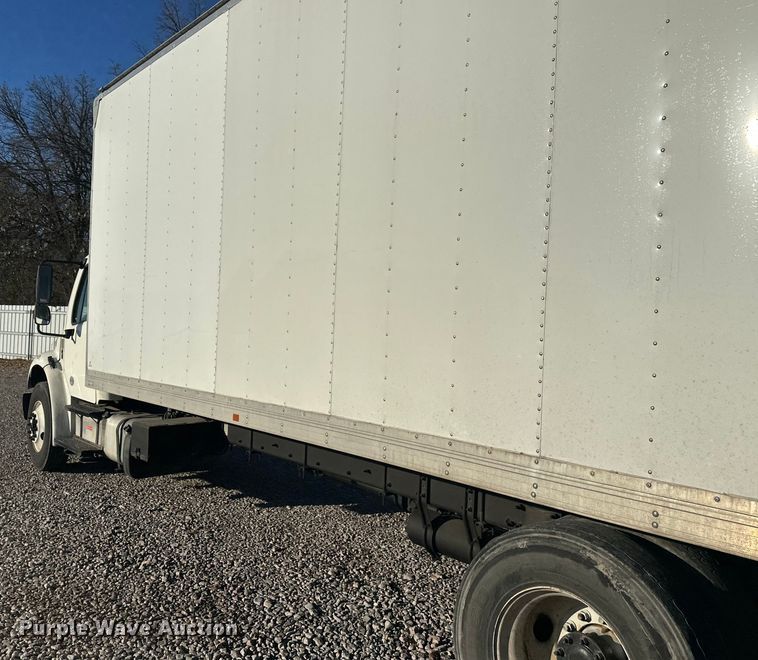 image for item YA0990 2018 Freightliner Business Class M2 box truck