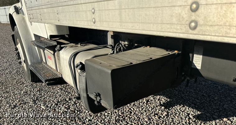 image for item YA0990 2018 Freightliner Business Class M2 box truck