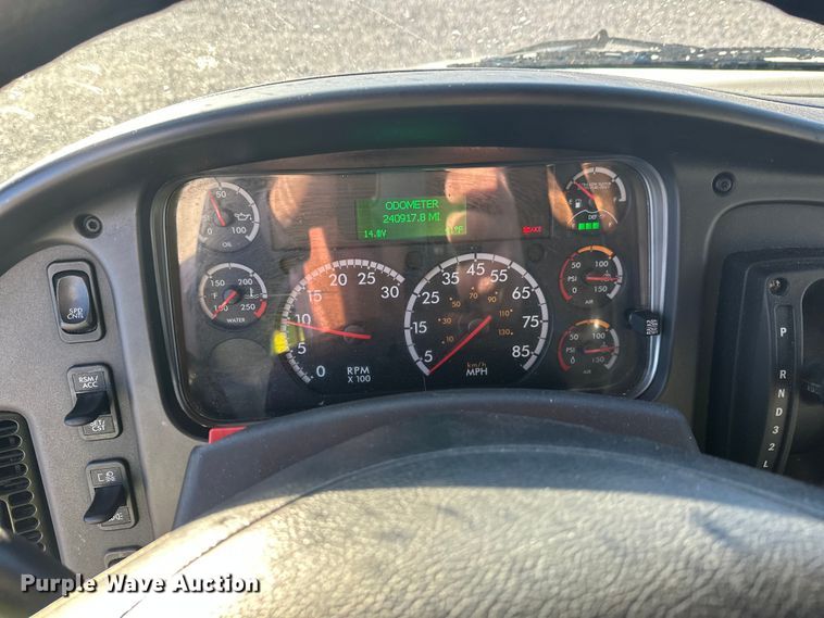 image for item YA0990 2018 Freightliner Business Class M2 box truck