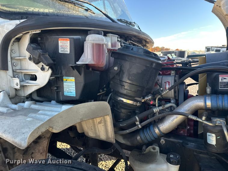 image for item YA0990 2018 Freightliner Business Class M2 box truck