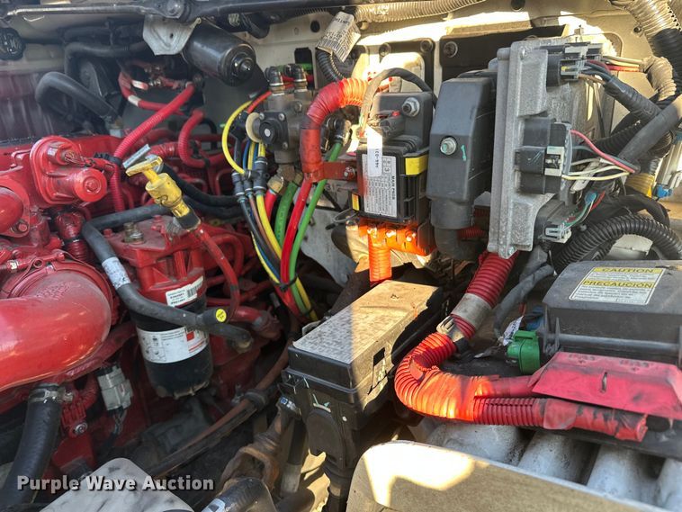 image for item YA0990 2018 Freightliner Business Class M2 box truck