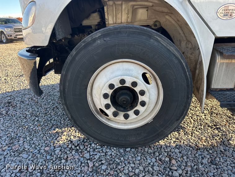 image for item YA0990 2018 Freightliner Business Class M2 box truck