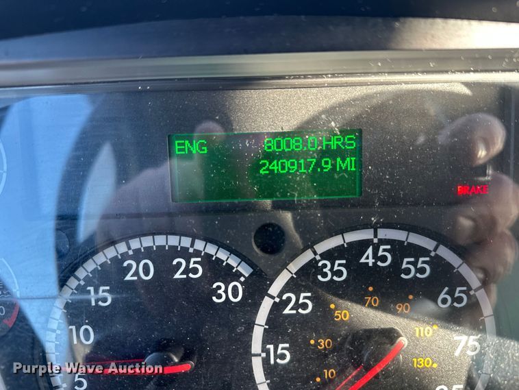 image for item YA0990 2018 Freightliner Business Class M2 box truck