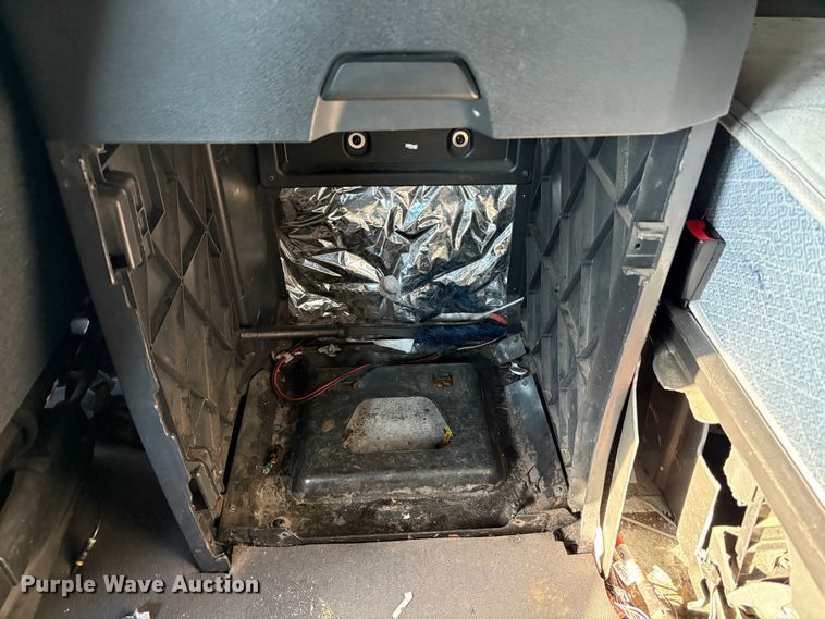 image for item YA1030 2020 Freightliner Cascadia semi truck