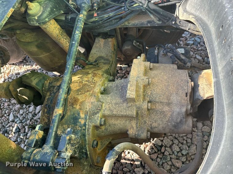 image for item YA1047 2015 Kenworth T680 semi truck