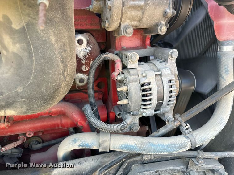 image for item YA1047 2015 Kenworth T680 semi truck