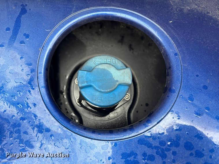 image for item YA1055 2019 International LT625 semi truck