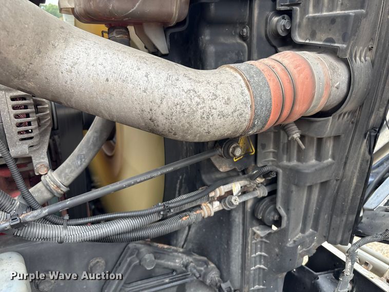 image for item YA1055 2019 International LT625 semi truck