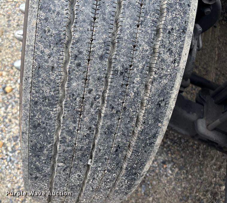 image for item YA1055 2019 International LT625 semi truck