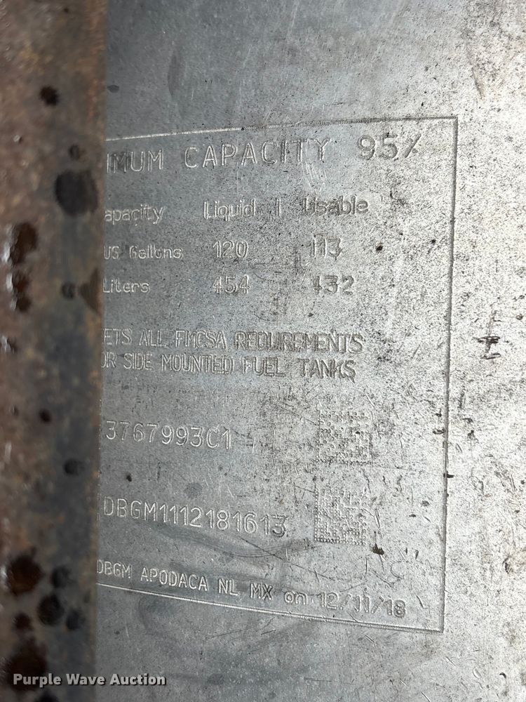 image for item YA1055 2019 International LT625 semi truck