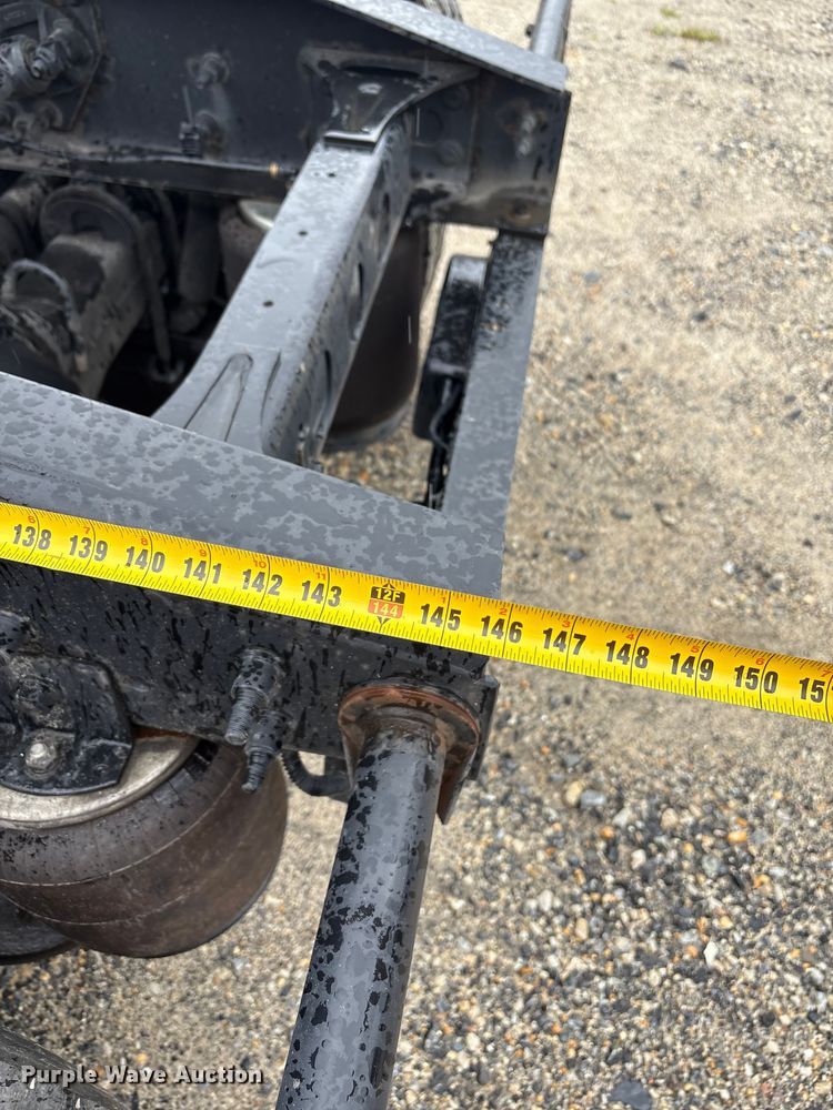 image for item YA1055 2019 International LT625 semi truck