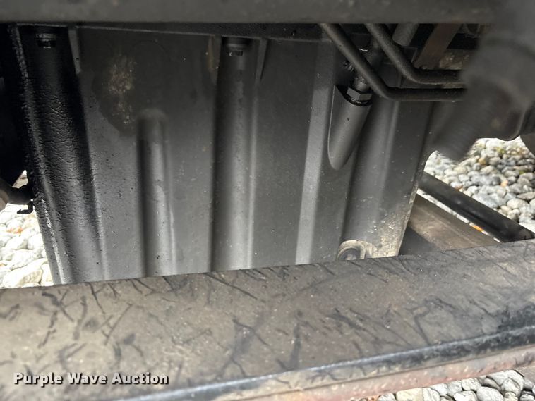 image for item YA1057 2016 Freightliner Cascadia semi truck