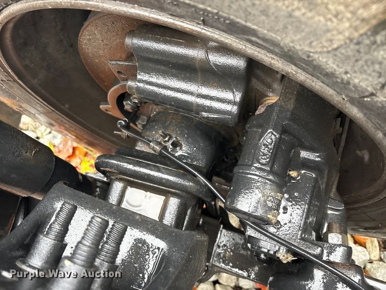 image for item YA1057 2016 Freightliner Cascadia semi truck