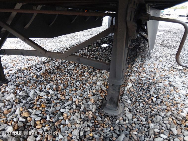 image for item YA1083 2012 Wabash DVCVHSA dry van trailer