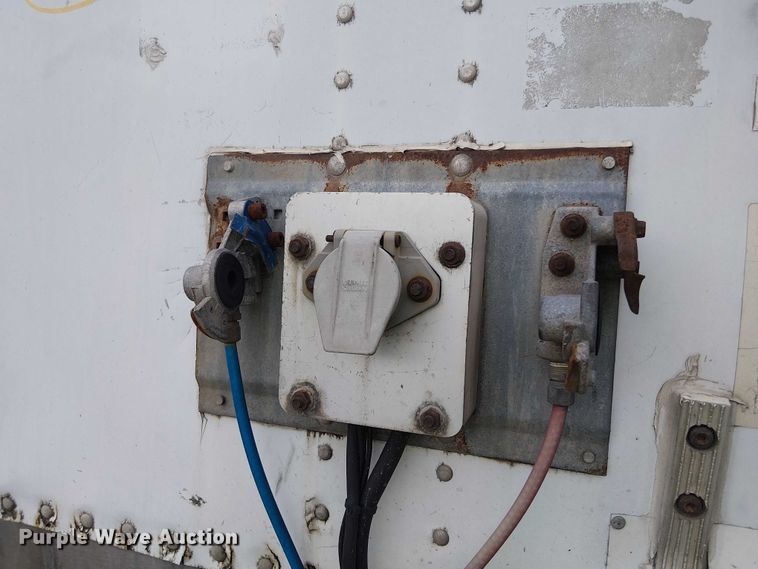 image for item YA1083 2012 Wabash DVCVHSA dry van trailer