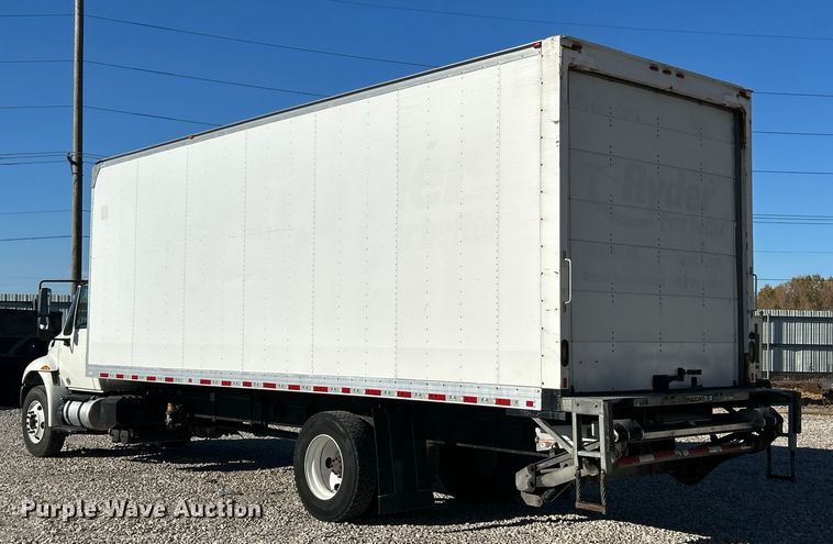 image for item YA1118 2018 International 4300 box truck