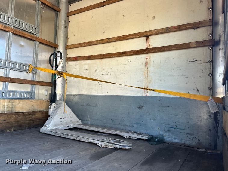 image for item YA1118 2018 International 4300 box truck