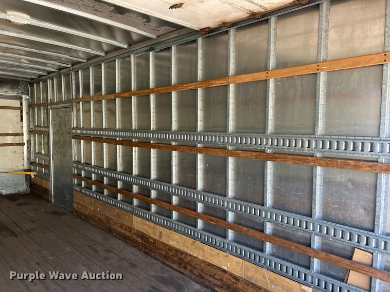 image for item YA1118 2018 International 4300 box truck