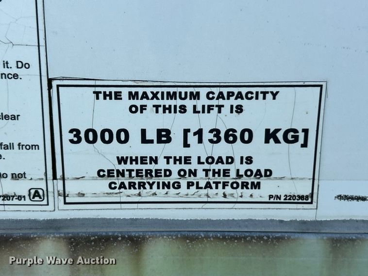 image for item YA1118 2018 International 4300 box truck