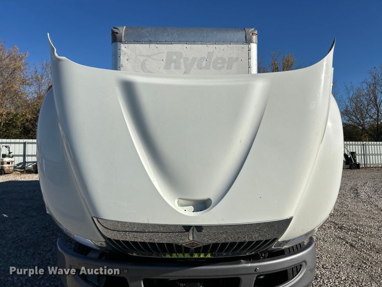 image for item YA1118 2018 International 4300 box truck