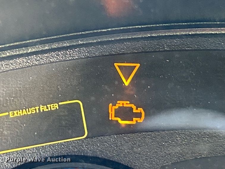 image for item YA1118 2018 International 4300 box truck