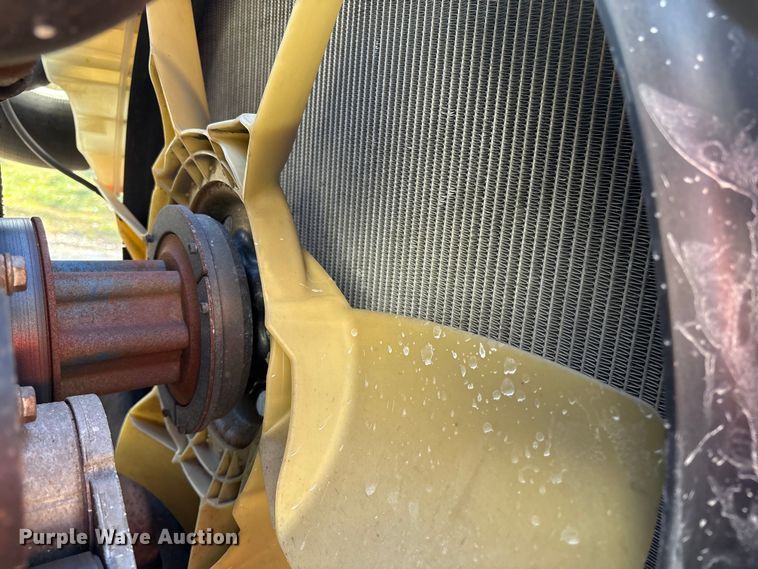 image for item YA1150 2016 Freightliner Cascadia semi truck