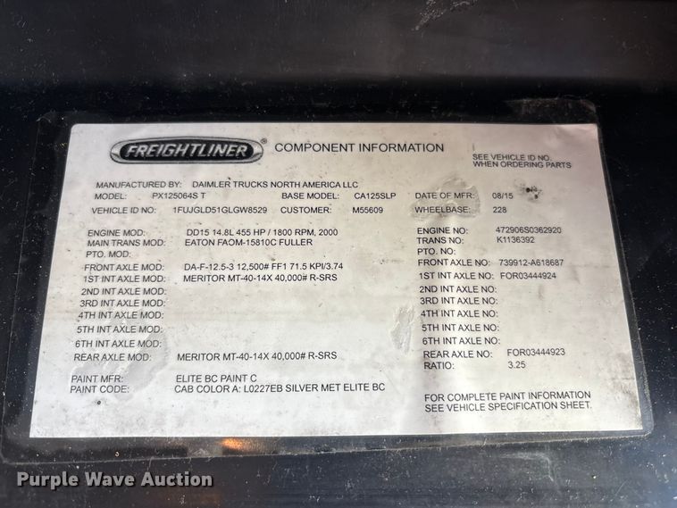 image for item YA1150 2016 Freightliner Cascadia semi truck