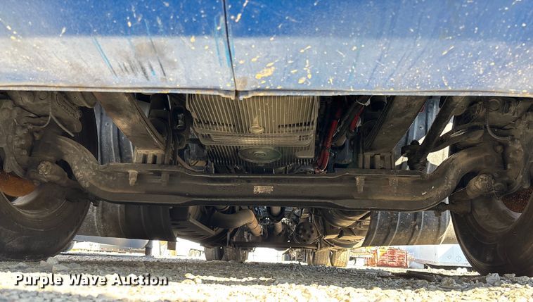 image for item YA1153 2017 Kenworth T680 semi truck