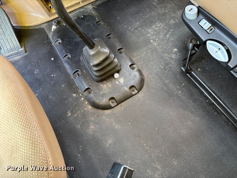 image for item YA1153 2017 Kenworth T680 semi truck